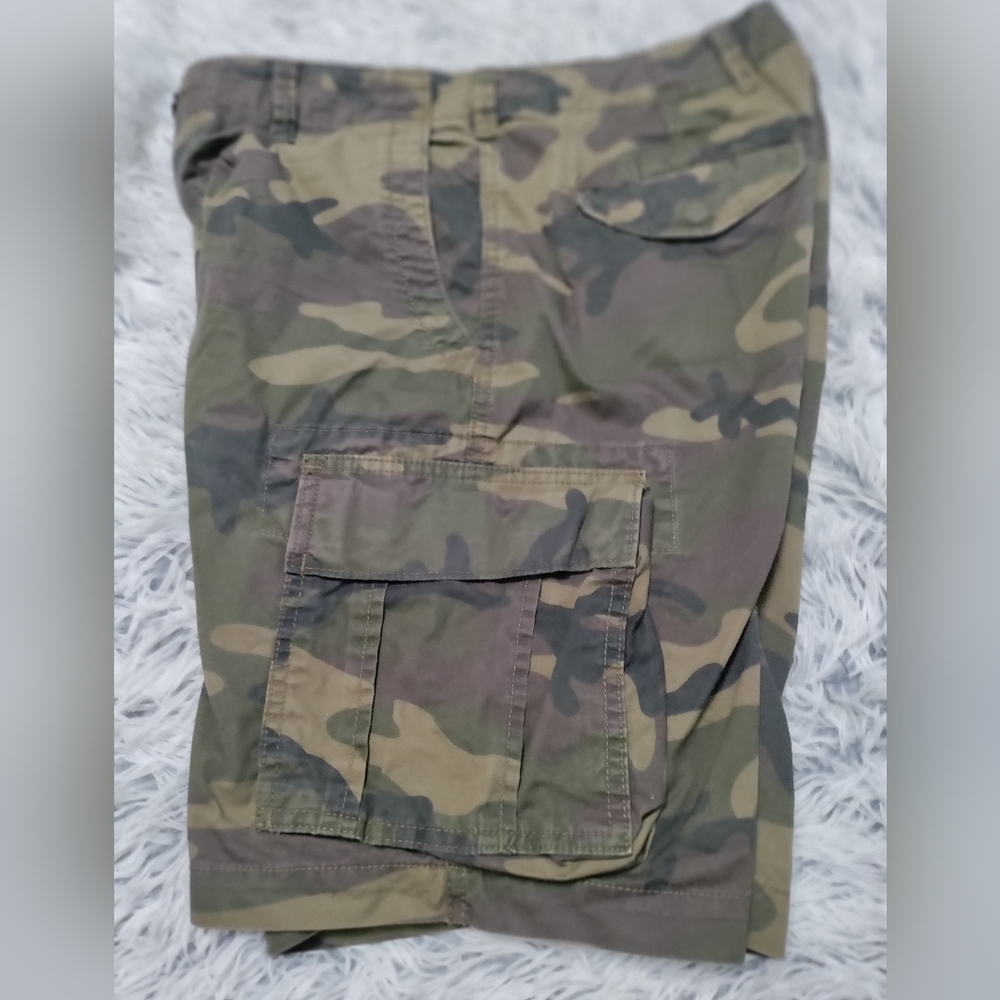 Men's Gap Khakis